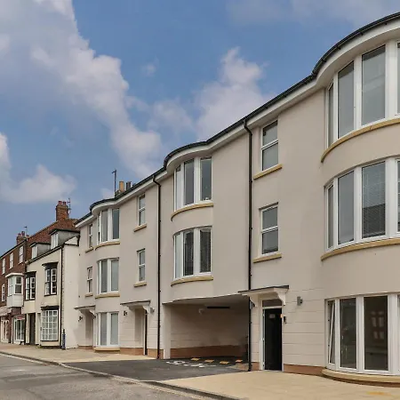 Finest Retreats - 13 Belle House - 1 Filey