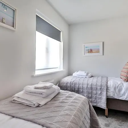 Finest Retreats - 13 Belle House - 1 Filey